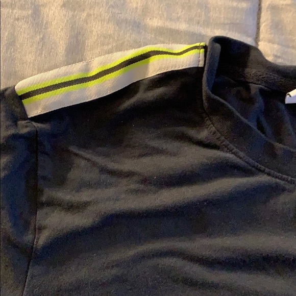 Men’s large tape striped tee - Picture 3 of 4